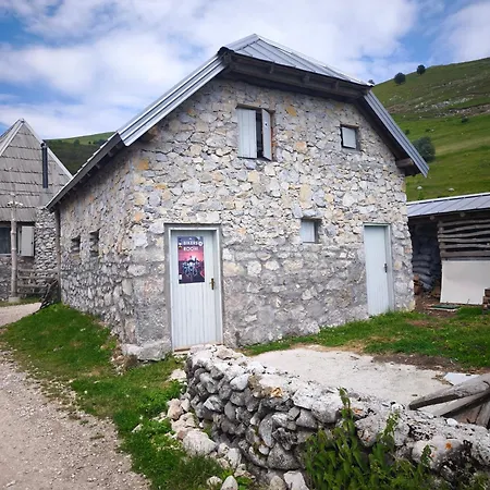 Biker Bunkhouse,8 Guests Group With Private Bathroom 아파트
